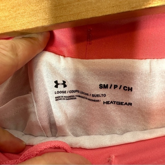 Under Armour loose fit running shorts - Picture 4 of 6